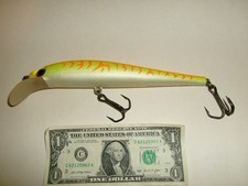 Storm Giant Thunder Stick 20 Musky Muskie Lure - Used