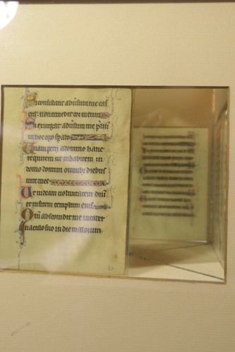 SCRITTURA LATINA CALLIGRAFIA SCRITTA A MANO E DIPINTA PAGINA LIBRO DEL 18 ° SECOLO INCORNICIATA - Foto 8 di 18