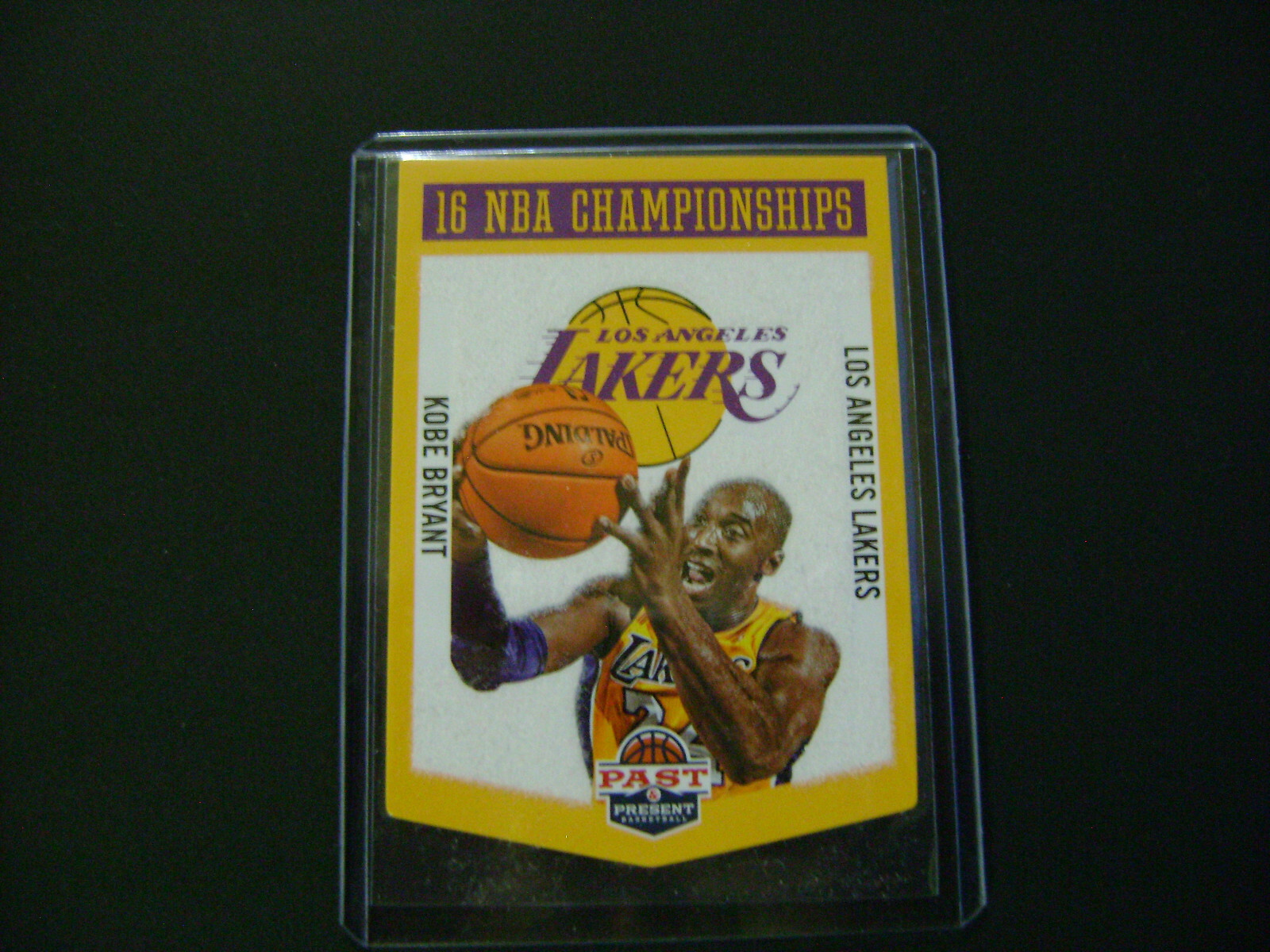Kobe Bryant 2012-13 Panini Past & Present Championship Banners #3 Lakers