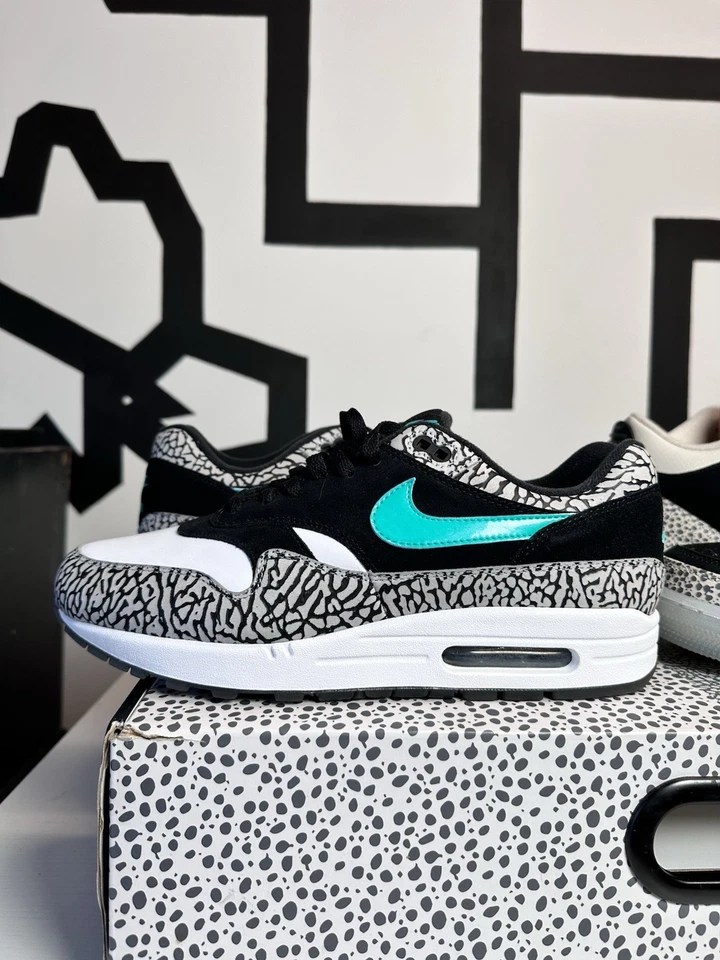 Paquete Safari Atmos x Air Jordan 3 Retro y Air Max 1 Usado Talla 10.5 Foto 3 de 4