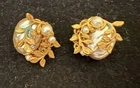 Vintage Miriam Haskell Baroque Pearl Gold Leaf Design Clip On Earrings