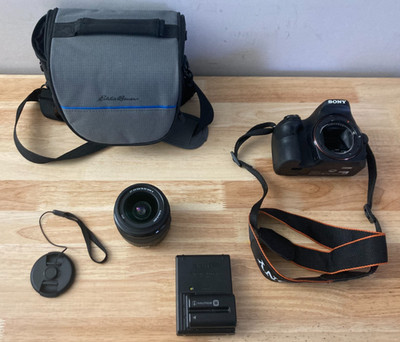 Sony SLT-A58 20.1MP Digital SLR Camera with 18-55mm Lens and Charger (Tested)