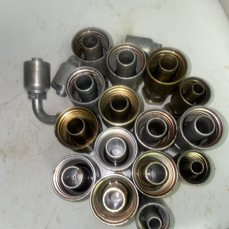 Parker Assorted High Pressure Hydraulic Hose Fittings With Blemish