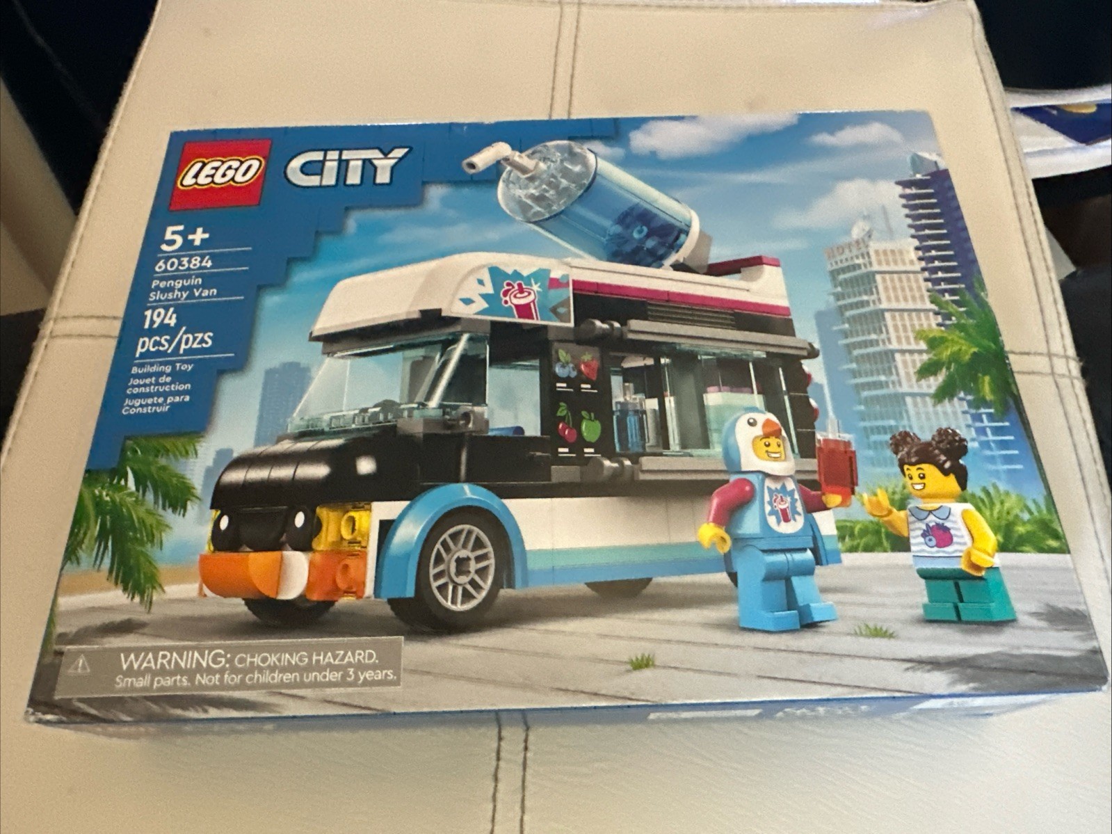 LEGO CITY: Penguin Slushy Van (60384) - Brand New & Sealed Building Toy Retired