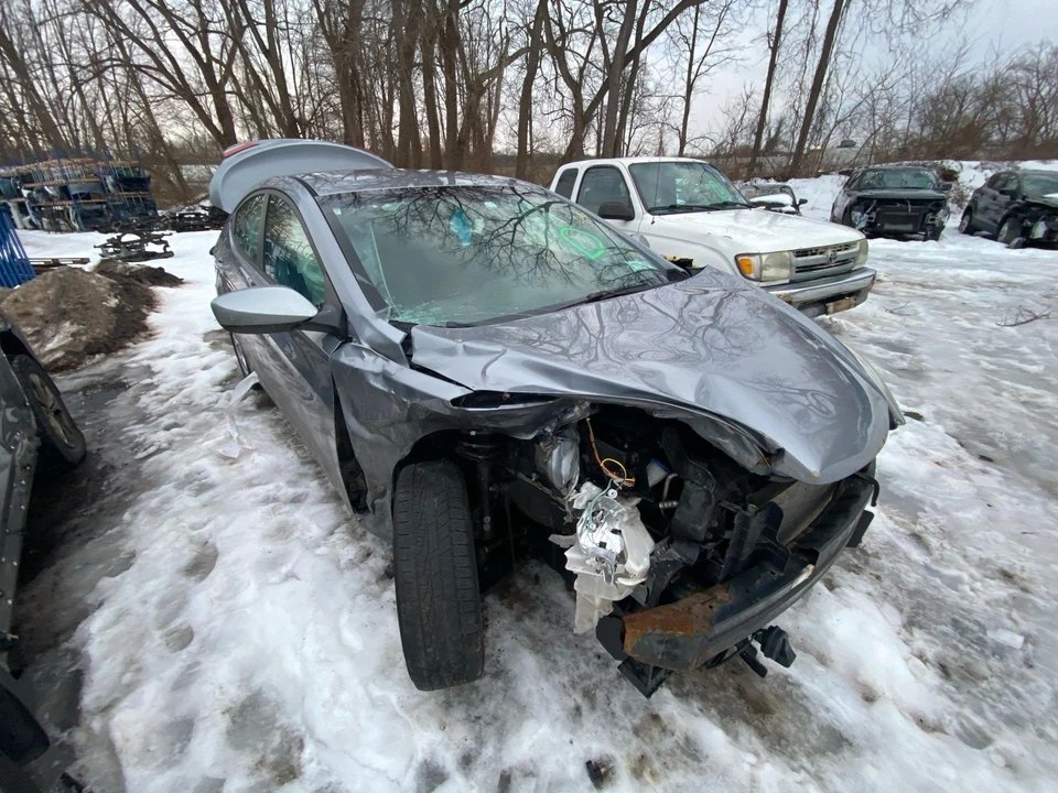 Used Alternator fits: 2015 Hyundai Elantra Sdn ID 373002E700 Grade A - Изображение 3 из 4