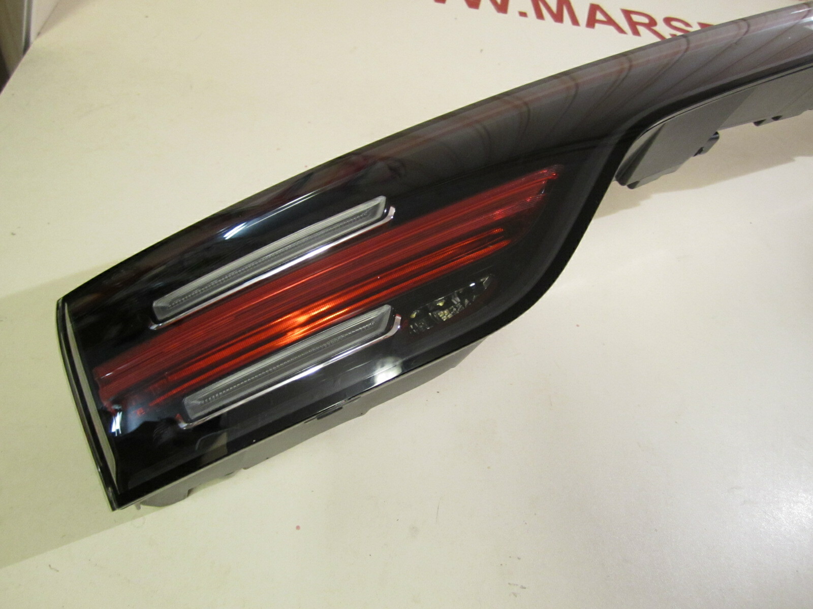 9Y0945081F Porsche Cayenne E3 2019.y Rear Middle Brake Light 9Y0 945