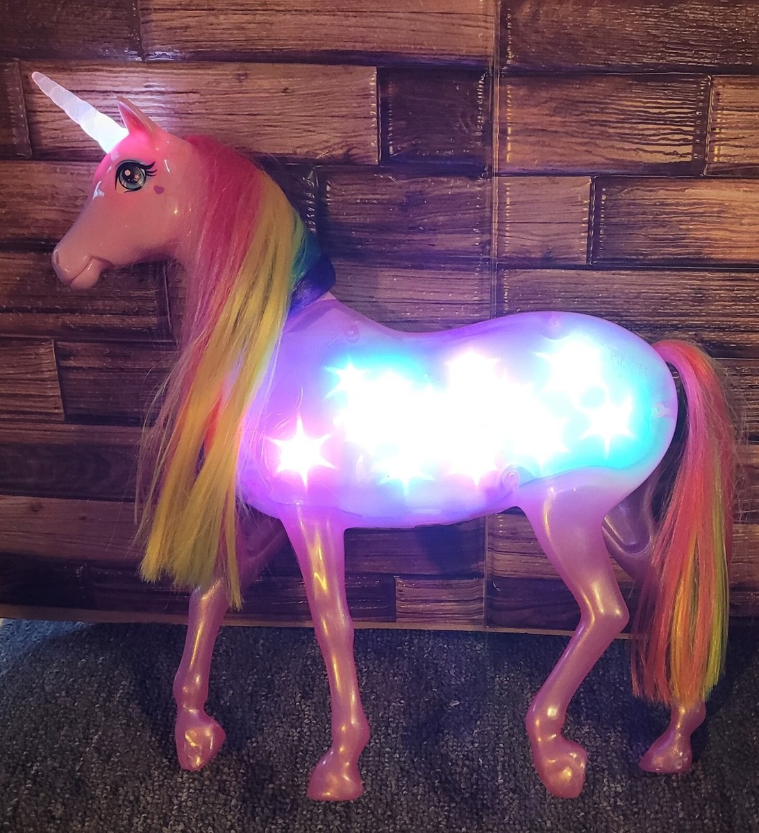 Barbie Dreamtopia Magical Lights Unicorn with Rainbow Mane Tail