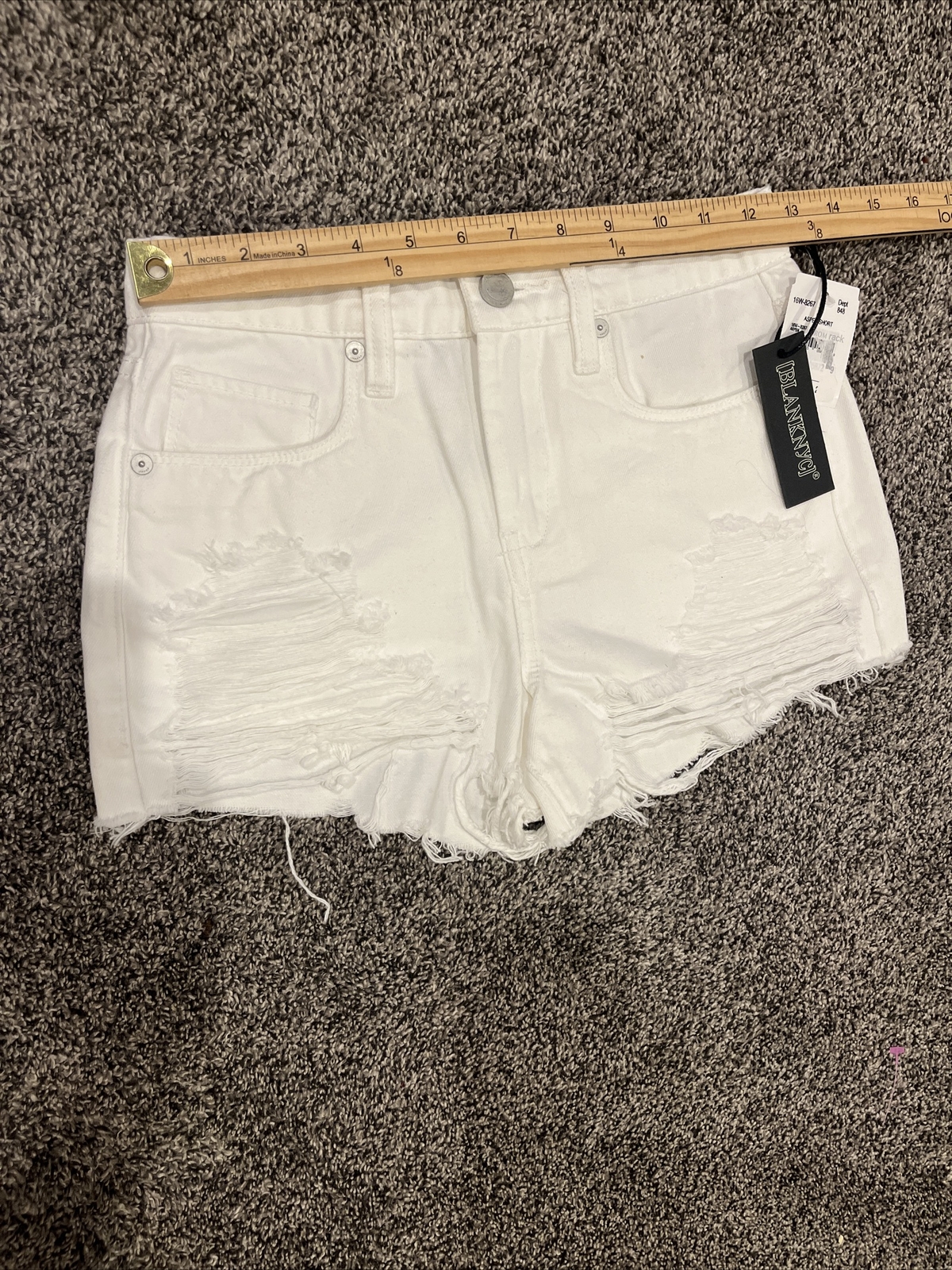 BLANKNYC NEW The Barrow White Jean Shorts in Great White Size 24 Womens - View 4
