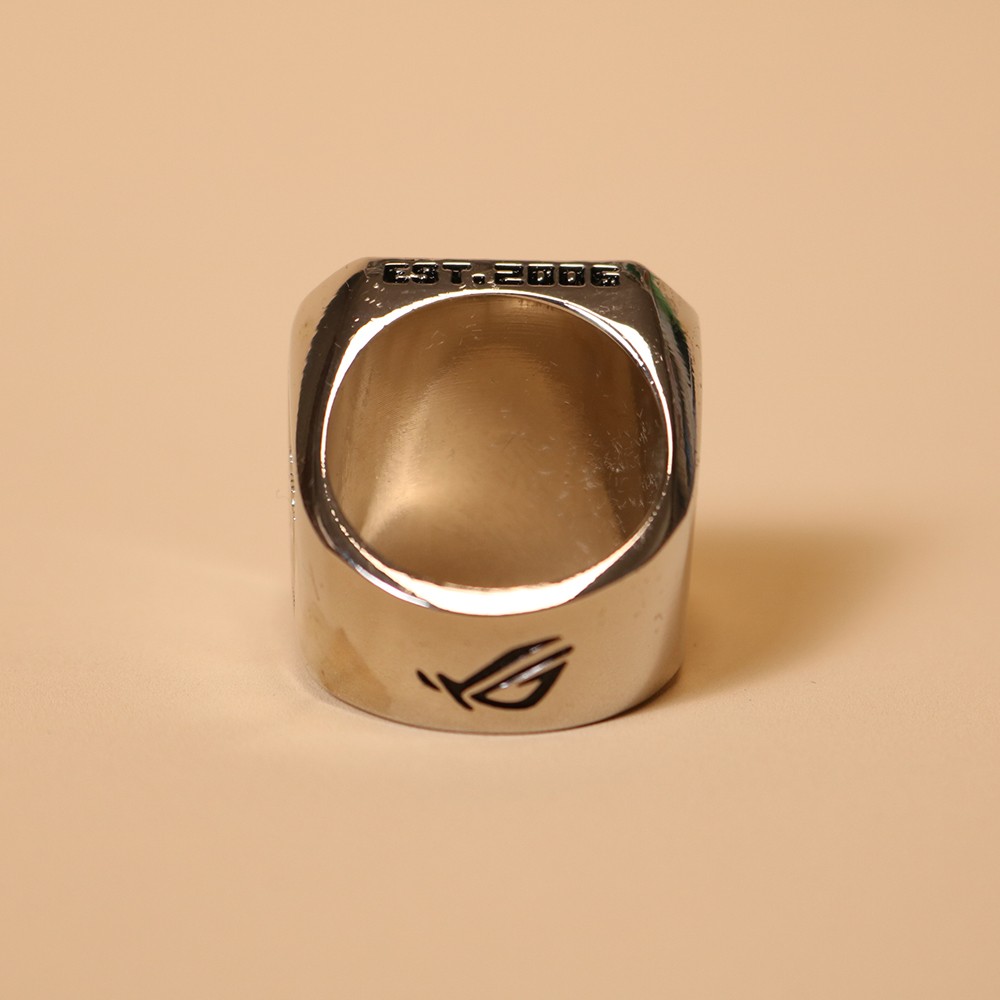 ASUS ROG RTX 50 Series STRIX Limited Edition Alloy Ring White Gold