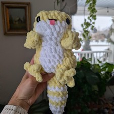 Gecko Lizard Handmade Amigurumi Crochet Stuffie