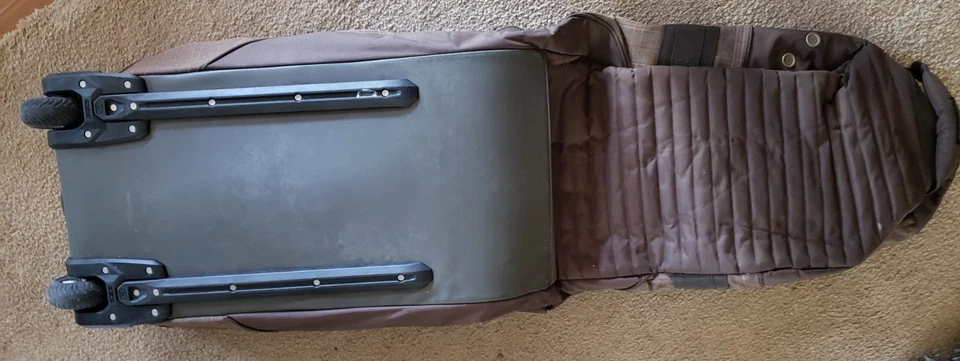 Bolsa de viaje con ruedas de golf OGIO Foto 4 de 4