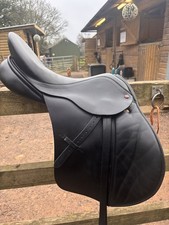 17 1/2” BLACK ALBION K2 GP SADDLE  EXCELLENT CONDITION MEDIUM WIDTH