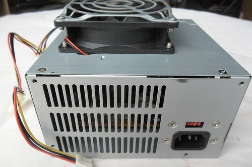ASTEC 200W ATX Power Supply ATX202-3555 - Picture 2 of 4