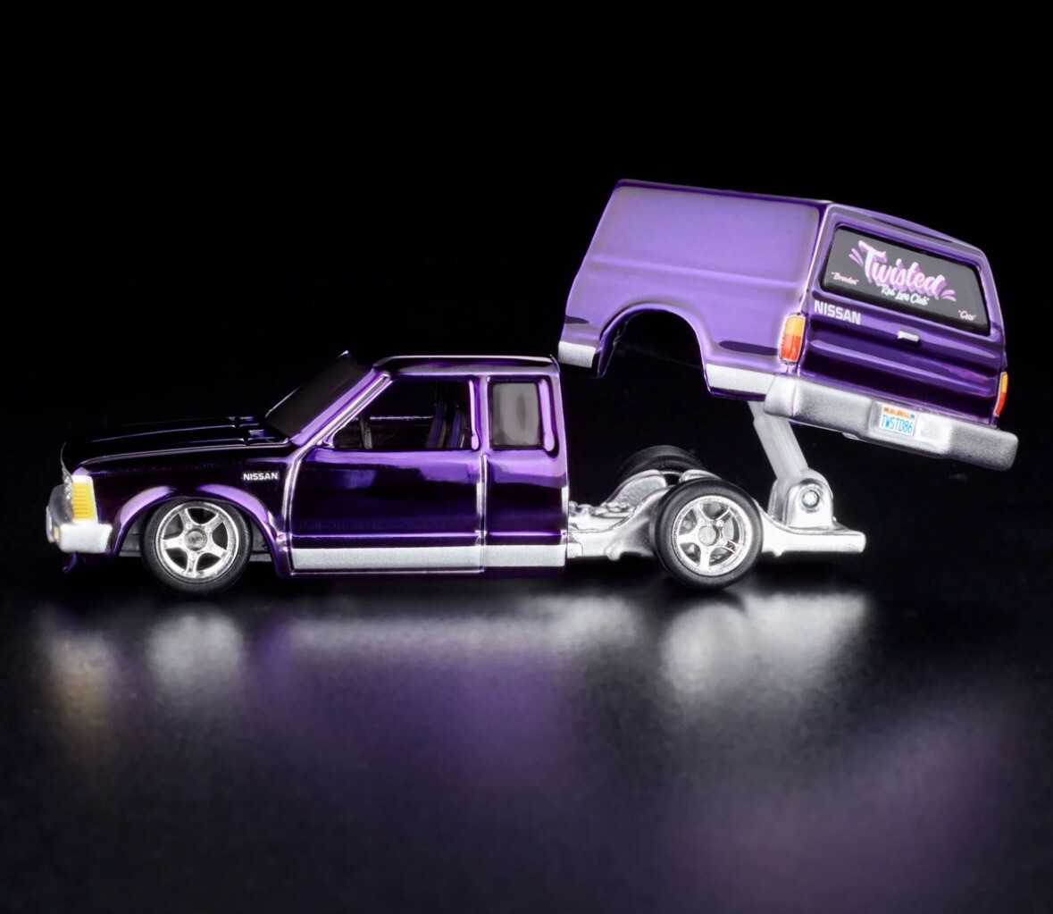 Hot Wheels Collectors RLC 1986 Nissan 720 King Cab 2024