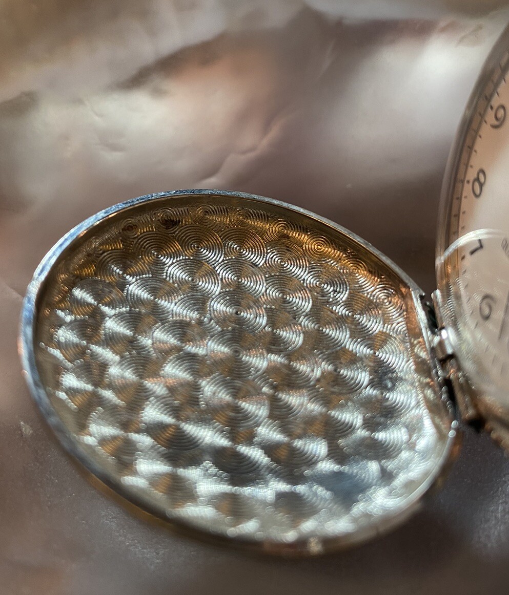 Pocket Watch Louis Jourdan Classique Silver Toned Squared Pocket Watch Louis Jourdan Classique Silver Toned Squared