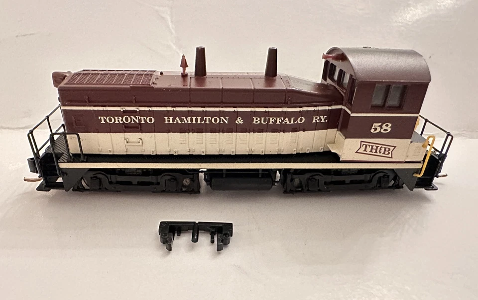 Life Like N Scale 78904 SW9/1200 Switcher TH&B #58 - Image 3 of 4