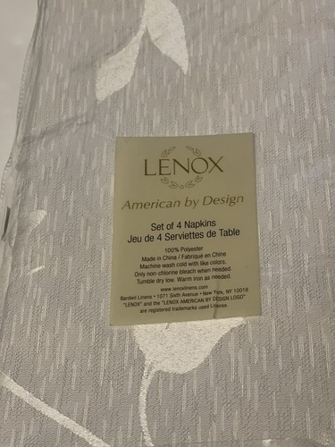 Set 4 tovaglioli Lenox Arletta floreali bianchi nuovi formali di design - Foto 3 di 3