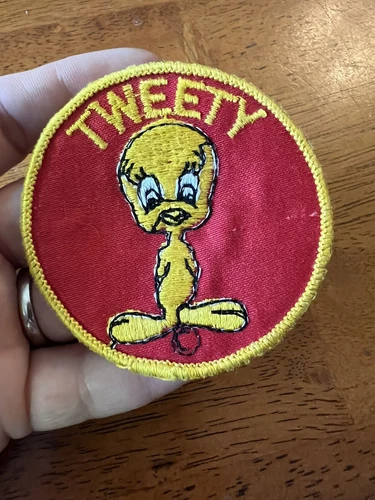 Vintage Embroidered Cloth Tweety Bird Sew-On Patch Looney Tunes 2.75” Red Yellow