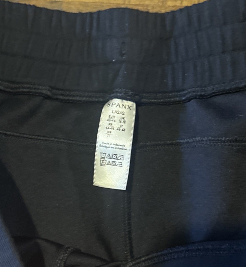 SPANX AirEssentials Air Essentials Cuffed Tapered… - image 4