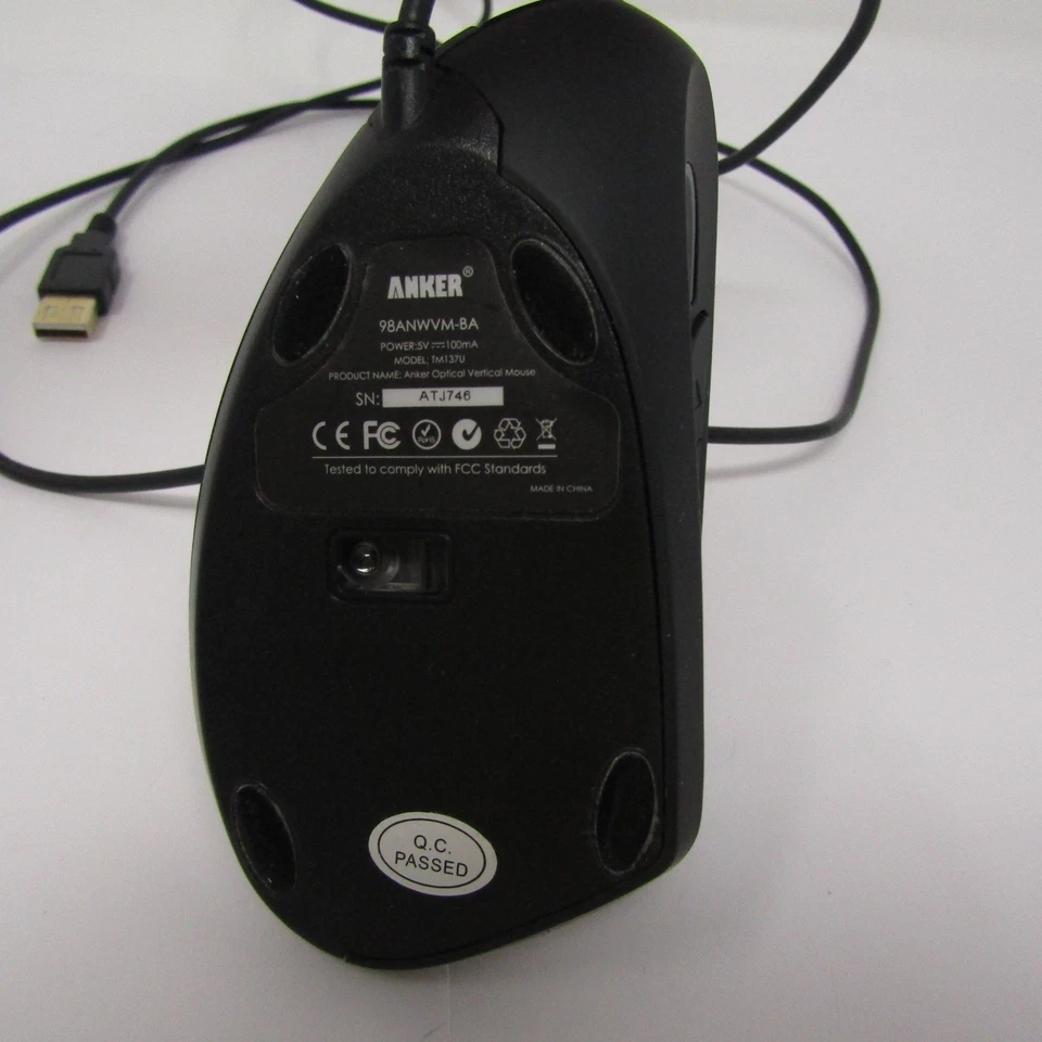 Anker Optical Vertical Ergonomic Mouse TM137U Wired USB Computer PC - Image 3 of 4
