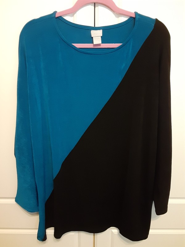 Chico’s Travelers Colorblock Top Size 4 XXL Blue Black Dolman Sleeve EXCELLENT