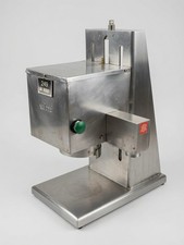Edlund 625M Air-Powered Heavy Duty Crown Punch Can Opener