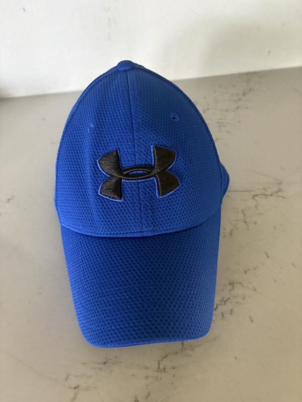 Under Armour Blue Fitted Hat, size M/L