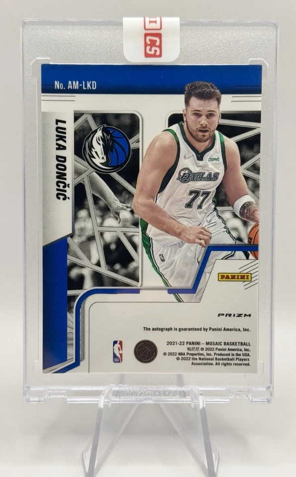 Mosaico Panini 2021-22 Luka Doncic automático en tarjeta #AM-LKD autógrafos mosaico sellado Foto 2 de 2