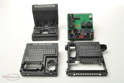 VOLVO S60 I 2.0T 20V 180PS CEM Modul Steuergerät 30728542