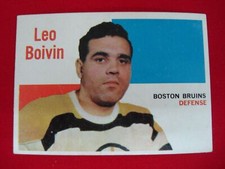 LEO BOIVIN 1960-61 TOPPS HOCKEY CARD #62 BOSTON BRUINS