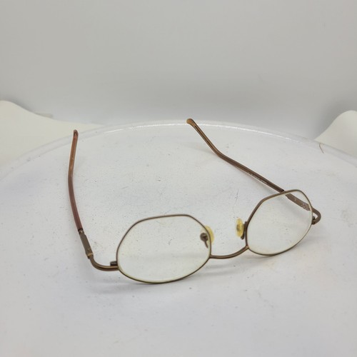 Camelot Scholar Eyeglasses w/ Origional Case - Picture 2 of 3