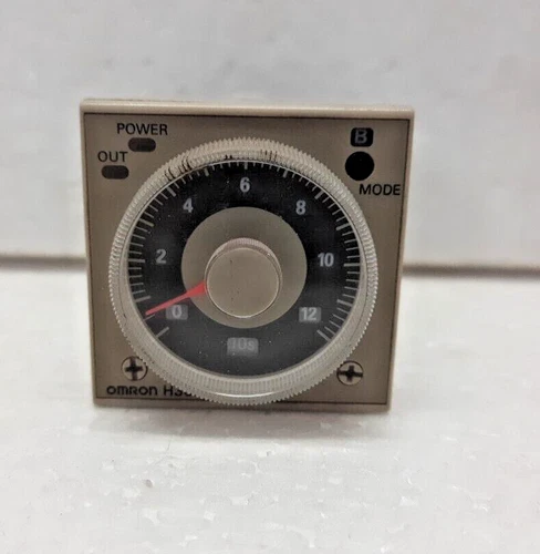 Omron H3CR-A  Timer   24-48 VAC 50/60 Hz  Used Free Expedite Shipping