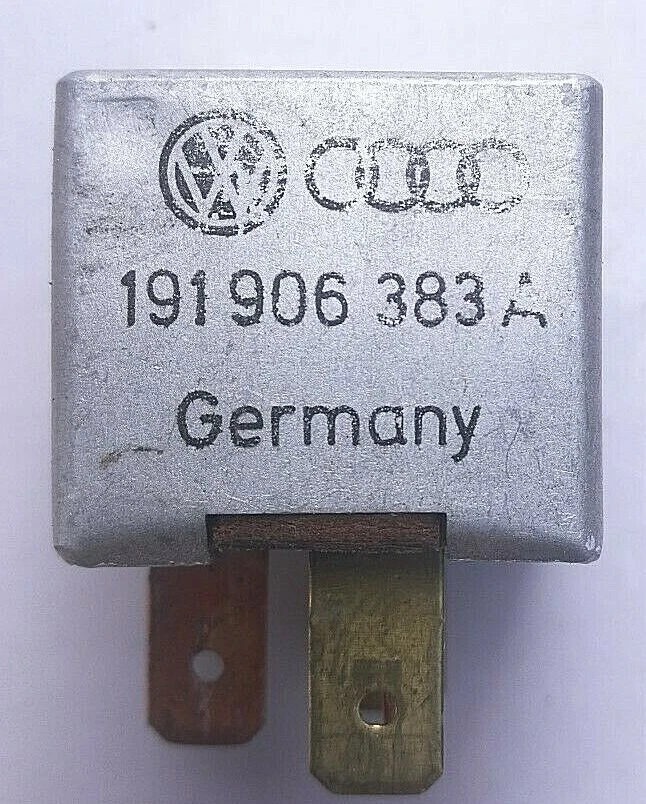31- Volkswagen Audi Relay module 191906383a 899552 Number 38 OEM  