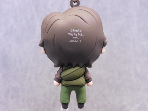 Stranger Things NEW * Steve Clip * Blind Bag Series 4 Key Chain Monogram - 第 2/7 張圖片
