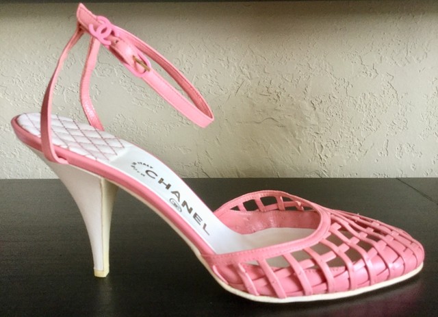 Chanel $950 CC Pink Blush Leather Woven Cage Closed Toe Heels SZ 40 US 9 | eBay
