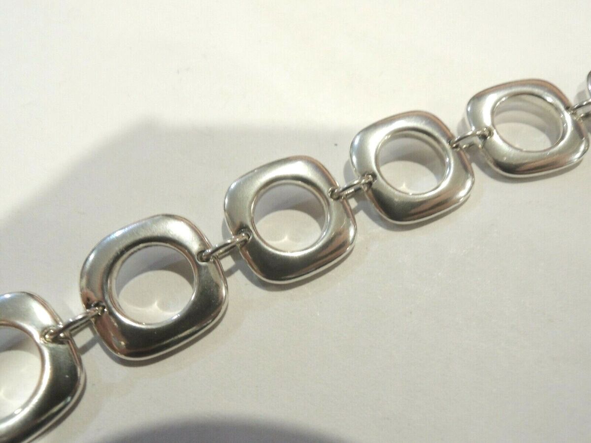 Tiffany & Co. Sterling Silver Square Cushion Toggle Link Tiffany & Co. Sterling Silver Square Cushion Toggle Link