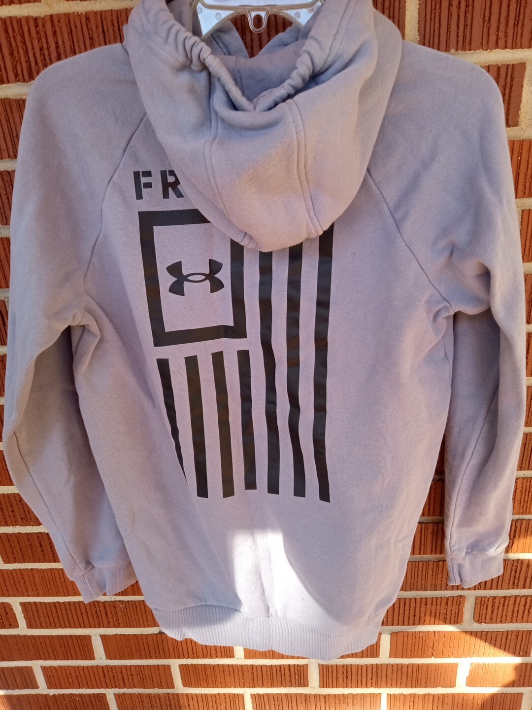 Under Armor Small Loose Fitting Freedom Hooded Pu… - image 11