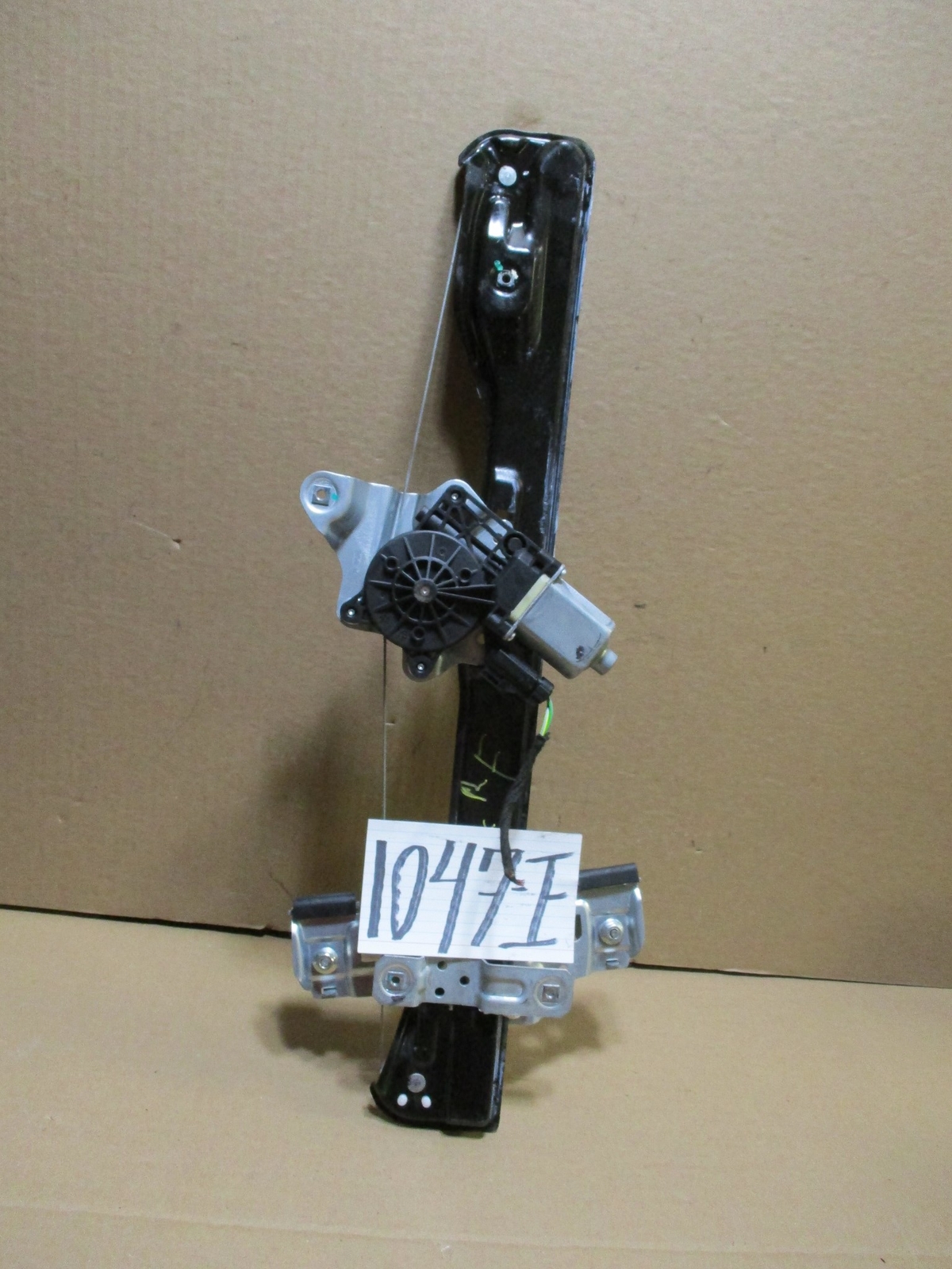 13 14 15 16 Chevrolet Trax Front PASSENGER Side Window Regulator W/Motor #1047-E