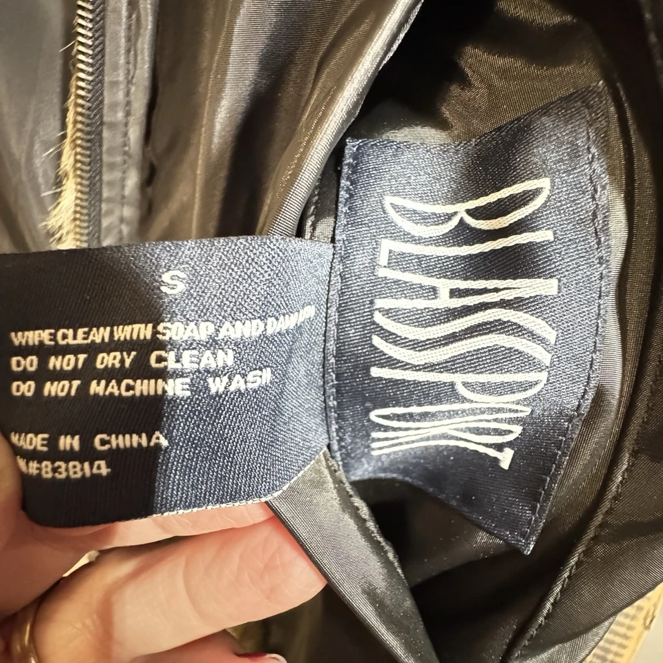 Blassport Women's Small Faux Fur Cardigan Vest Reversible Western Rodeo Rock NWT - Image 4 of 4