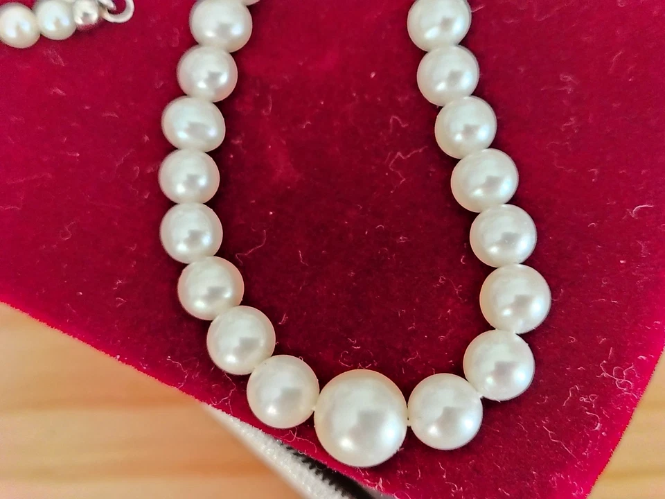 TOP COLLANA Unisex PERLE naturali Akoya Chiusura in ORO 18 Kt 42cm-10mm a scalar - Immagine 2 di 4