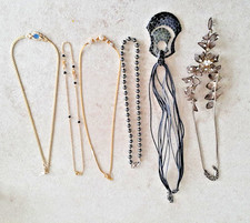 C2 lot de 6 colliers divers Objets d’occasion en bon