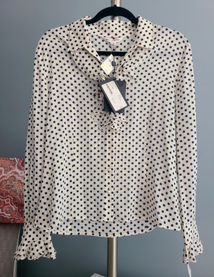 New ST JOHN Size 8 Cascading Ruffle SILK TOP Blouse Navy Dot L/S Button Up NWT