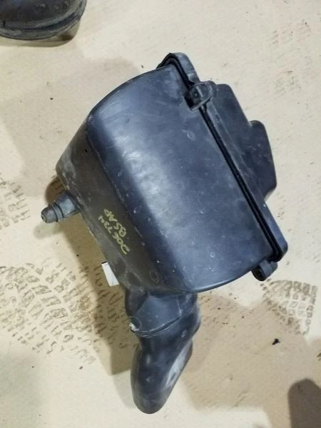 1994-2001 Chevrolet Lumina Air Cleaner Box Assembly Intake Filter OEM 3.1L Used - Imagem 2 de 4