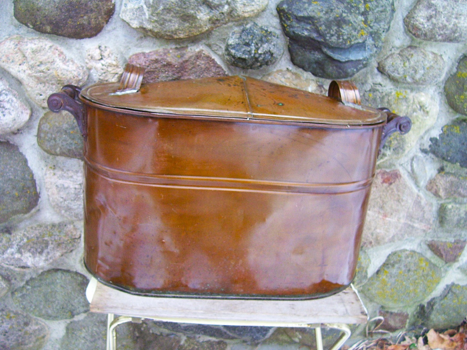 ANTIQUE COPPER WASH BOILER  TAPPERED LID ~ PRIMITIVE LAUNDRY TUB ~ STORAGE DECOR