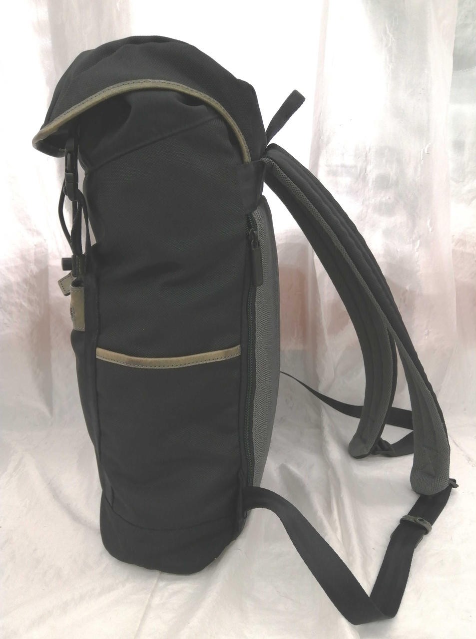 Backpack Model Black Slightly Worn PAUL SMITH - image 3