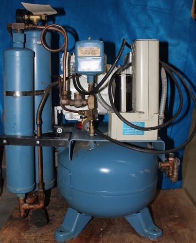 Air Techniques Dental Compressor, 1 HP with dryer, 115V (7805) - Picture 5 of 6