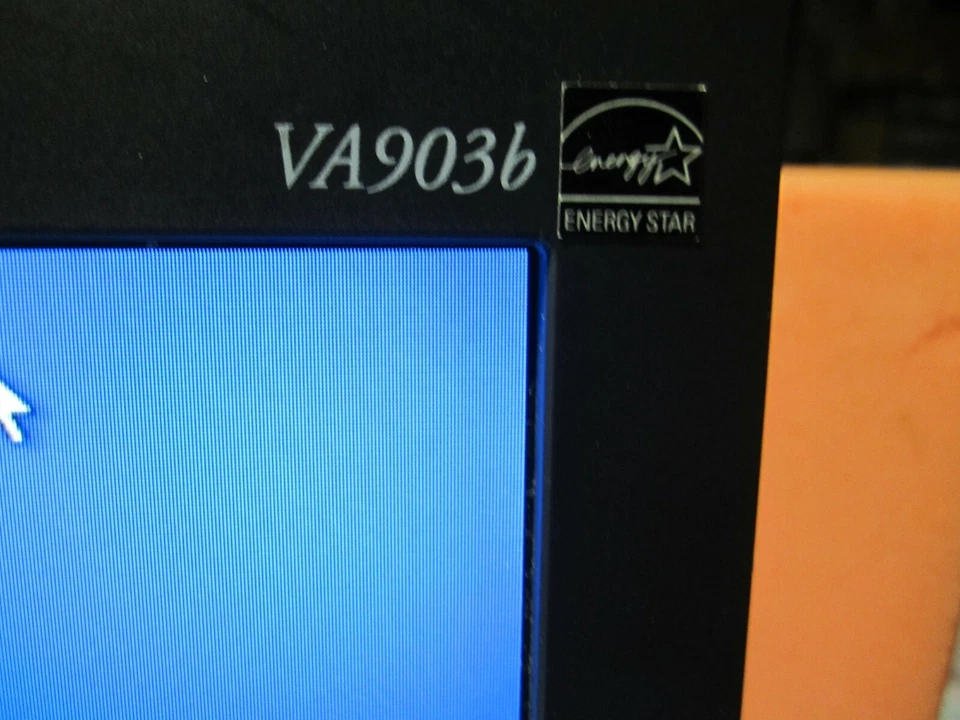 ViewSonic VA903B 19" LCD Monitor - Image 2 of 3