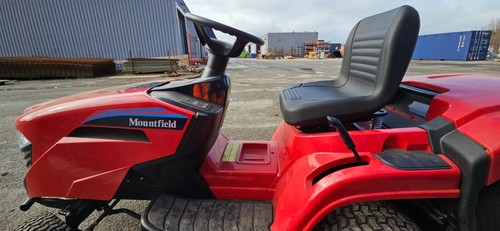 Mountfield Freedom 30E - Battery Powered Lawn Tractor - £3500 - Picture 6 of 14