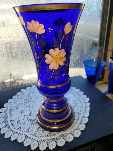Egermann Hand Blown Cobalt Engraved Crystal 10 Inch Vase With 24k Gold Accents - Picture 5 of 8