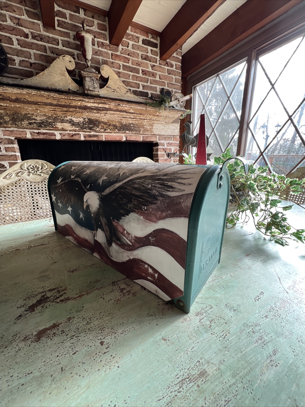 Vintage Bald Eagle Rural Mailbox tan Steel City Youngstown, OH Ohio